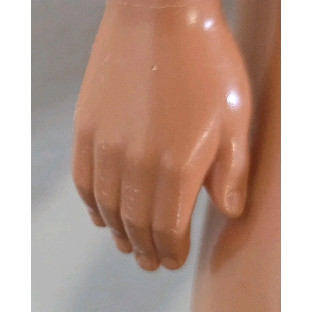 Vintage 1968 Barbie Blonde‎ Hair/Blue Eyes Ken Doll Bendable Legs